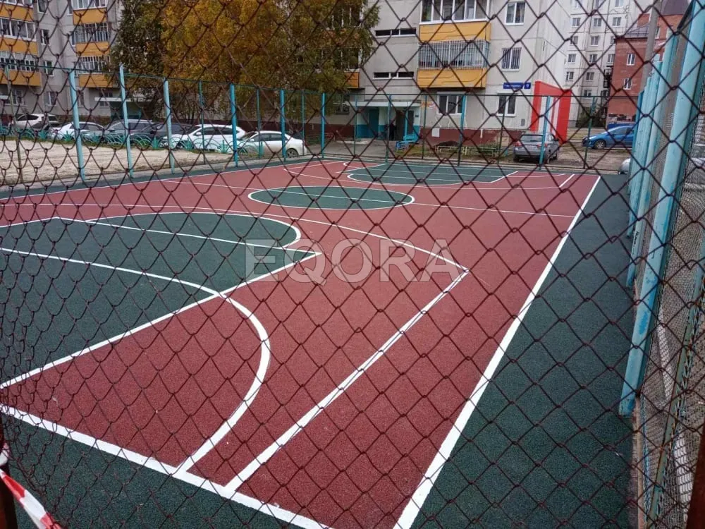 Резиновые покрытия из крошки для спортивных площадок в Усть-Тарке